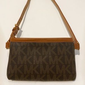 Michael Kors Fanny Pack/ Belt Wallet